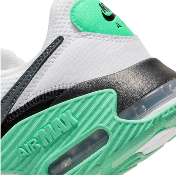 Nike Air Max White and Green Sneakers - Picture 4 of 11
